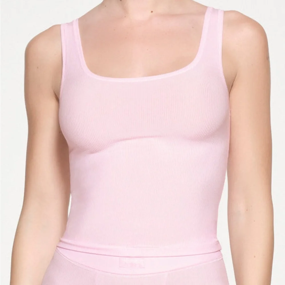 Skims - XS - NWT - Soft Lounge Tank - Cherry Blossom - Picture 4 of 4